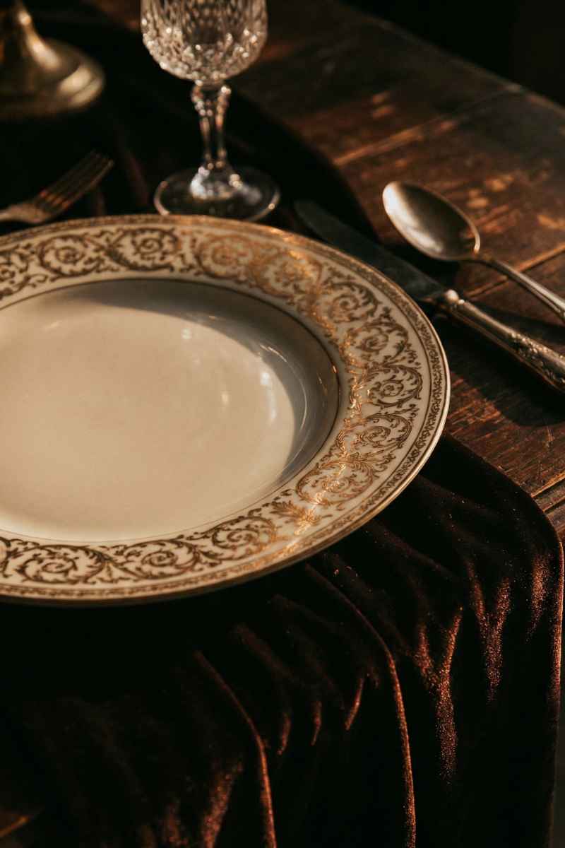 Decal Decorated Porcelain